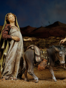 Maria und Josef auf Herbergsuche, Krippenfiguren aus der Kollektion "Immanuel" der Fa. Heide