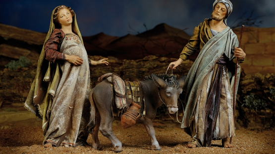 Maria und Josef auf Herbergsuche, Krippenfiguren aus der Kollektion "Immanuel" der Fa. Heide